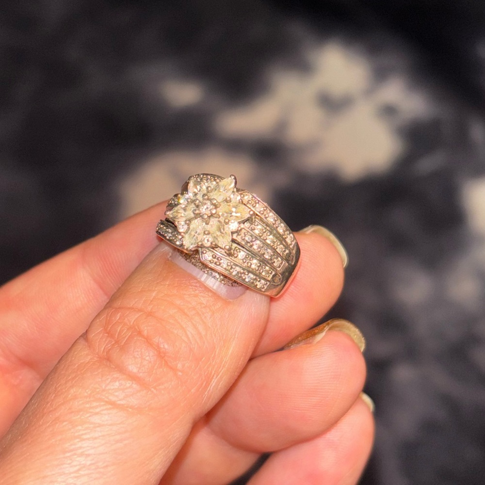 QVC Lisa Mason diamonique size 6 sterling ring